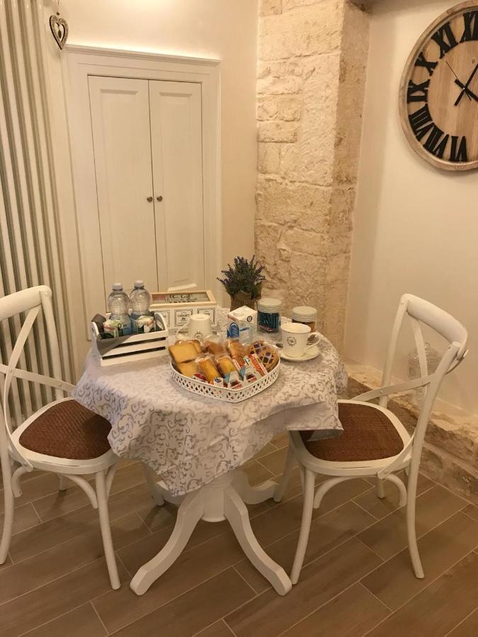 Nido Di Pietra-Dimora In Centro Acomodação com café da manhã Alberobello Exterior foto