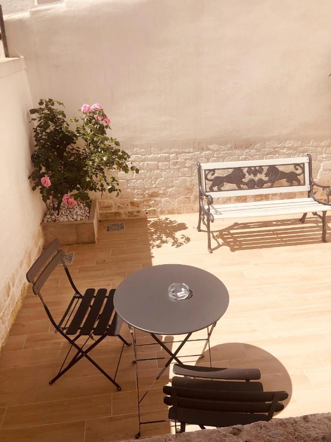 Nido Di Pietra-Dimora In Centro Acomodação com café da manhã Alberobello Exterior foto